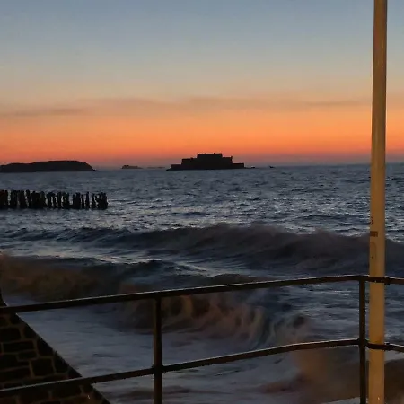 Emeraude, Pleine Vue De * Saint-Malo